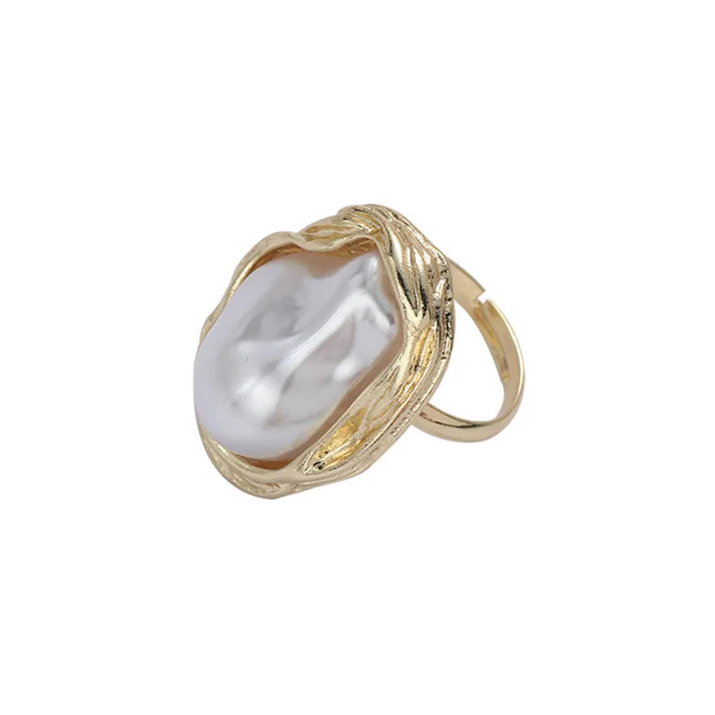 Luxury Design Pearl Ring